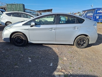 Used Toyota Prius  for sale - 75236601: Photo