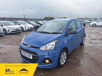 Used Hyundai i10 2016 for sale - 76334139: Photo