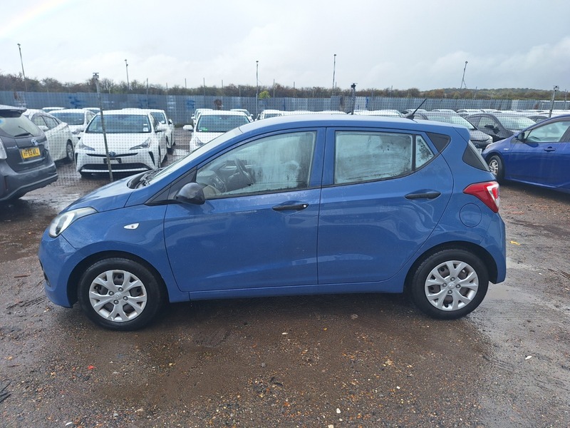 Used Hyundai i10 2016 for sale - 76334139: Photo 9