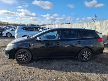 Used Toyota Auris 2014 for sale - 76643094: Photo