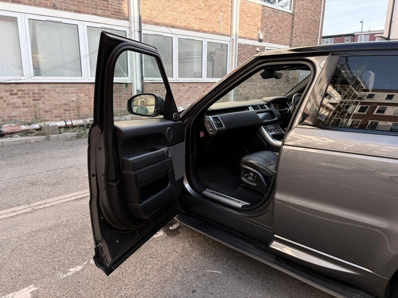 Used Land Rover Range Rover Sport 2017 for sale - 78213187: Photo 31