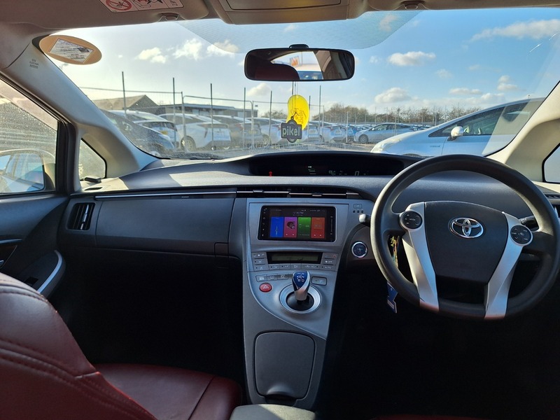 Used Toyota Prius 2020 for sale - 76643133: Photo 22