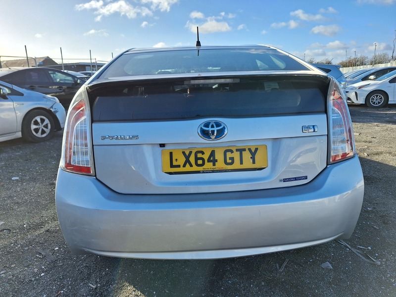 Used Toyota Prius 2020 for sale - 76643133: Photo 6
