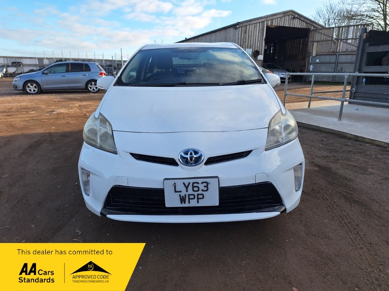 Used Toyota Prius 2013 for sale - 77072901: Photo 2