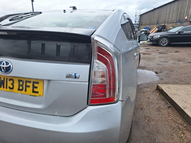 Used Toyota Prius 2018 for sale - 76357134: Photo 12