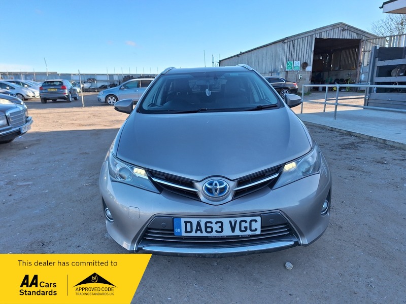 Used Toyota Auris 2014 for sale - 77096809: Photo 2