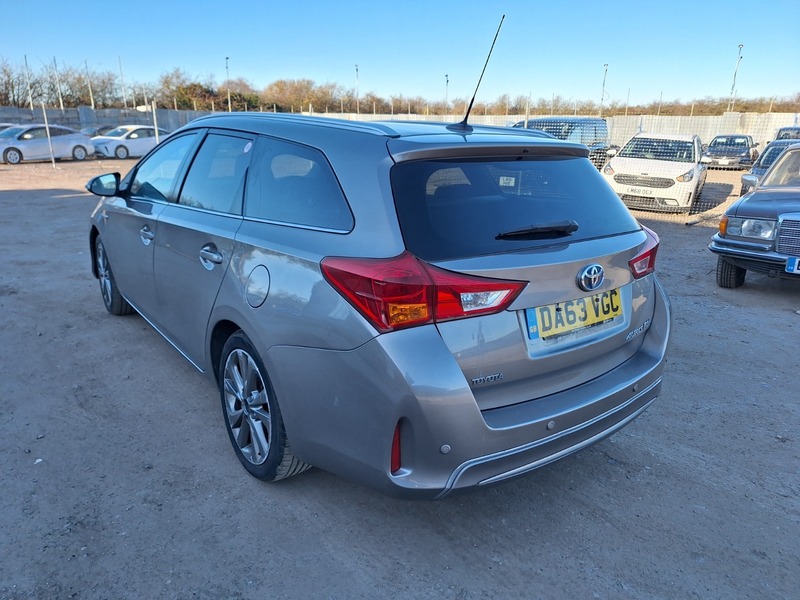 Used Toyota Auris 2014 for sale - 77096809: Photo 5