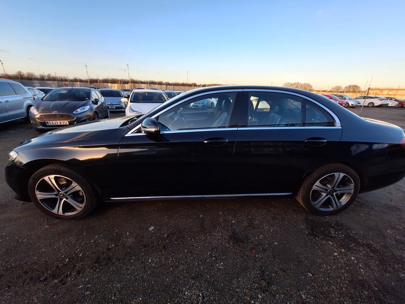 Used Mercedes-Benz E Class 2019 for sale - 77020517: Photo 5