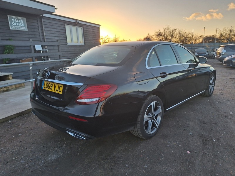 Used Mercedes-Benz E Class 2019 for sale - 77020517: Photo 8