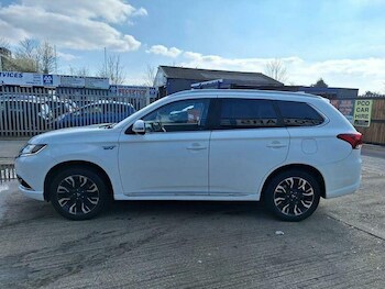 Used Mitsubishi Outlander 2016 for sale - 75643200: Photo