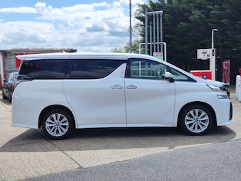 Used Toyota Vellfire 2016 for sale - 75643160: Photo