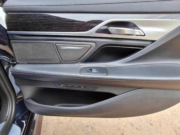 Used BMW 7 Series 2022 for sale - 76313329: Photo 28