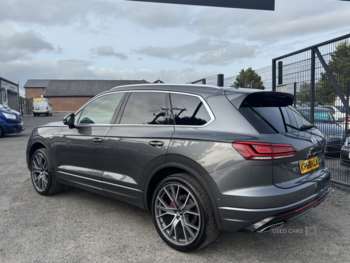 Used Volkswagen Touareg 2018 for sale - 74876097: Photo