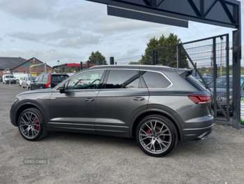 Used Volkswagen Touareg 2018 for sale - 74876097: Photo