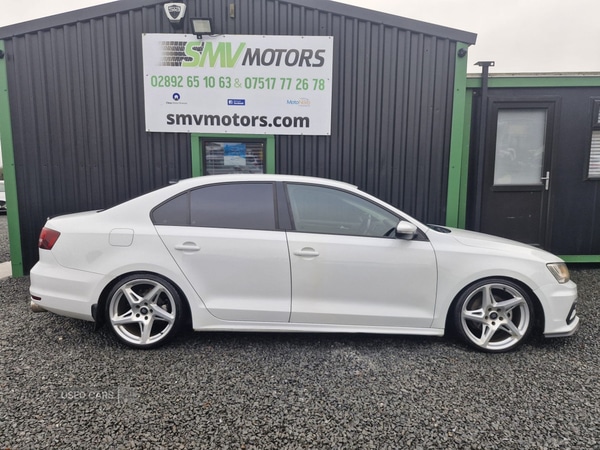 Used Volkswagen Jetta 2015 for sale - 77739150: Photo 2