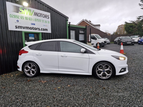 Used Ford Focus 2015 for sale - 77970899: Photo 4