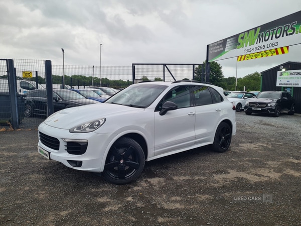 Used Porsche Cayenne 2018 for sale - 74876133: Photo 2
