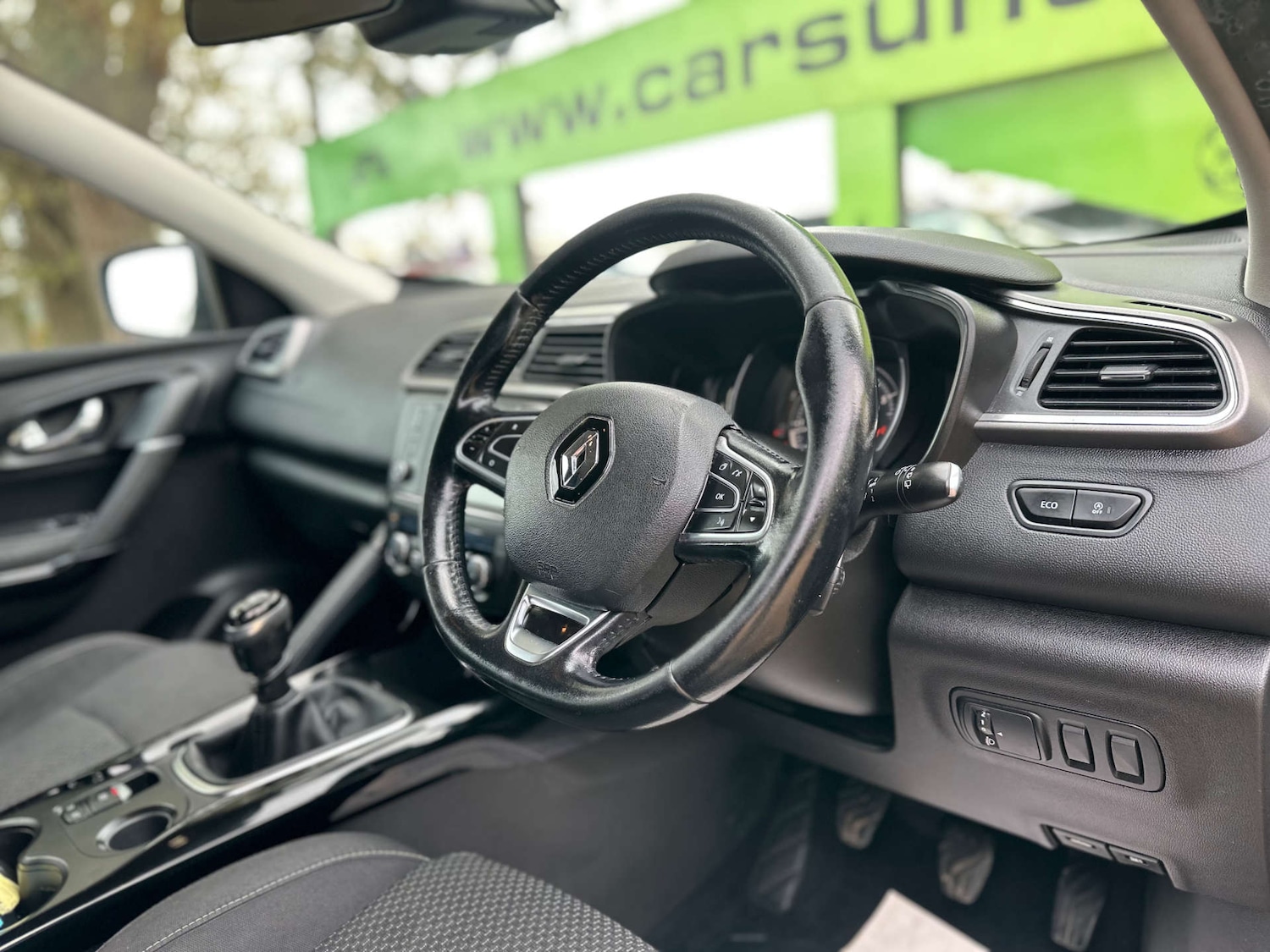 Used Renault Kadjar 2017 for sale - 76509359: Photo 2