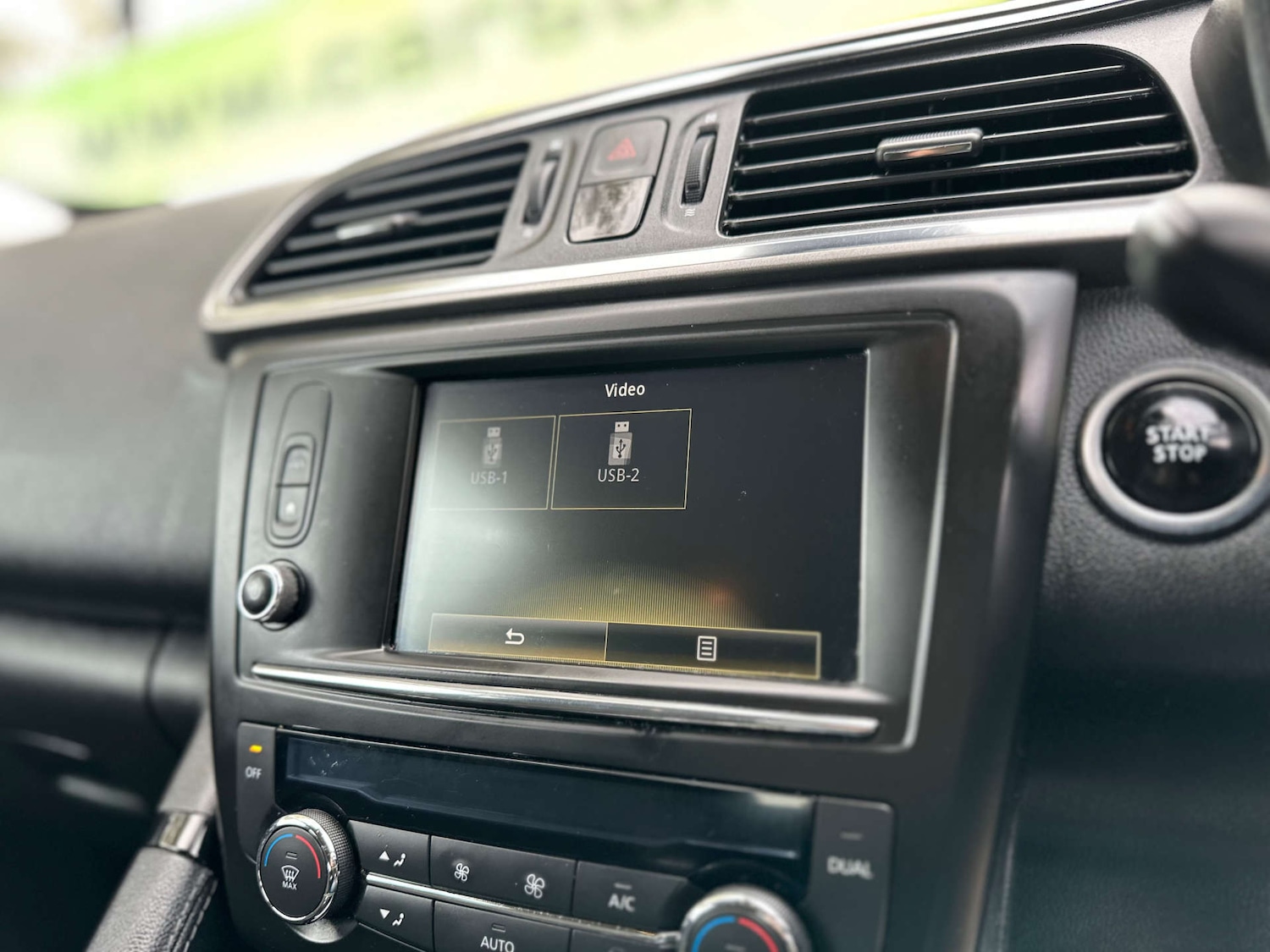 Used Renault Kadjar 2017 for sale - 76509359: Photo 20