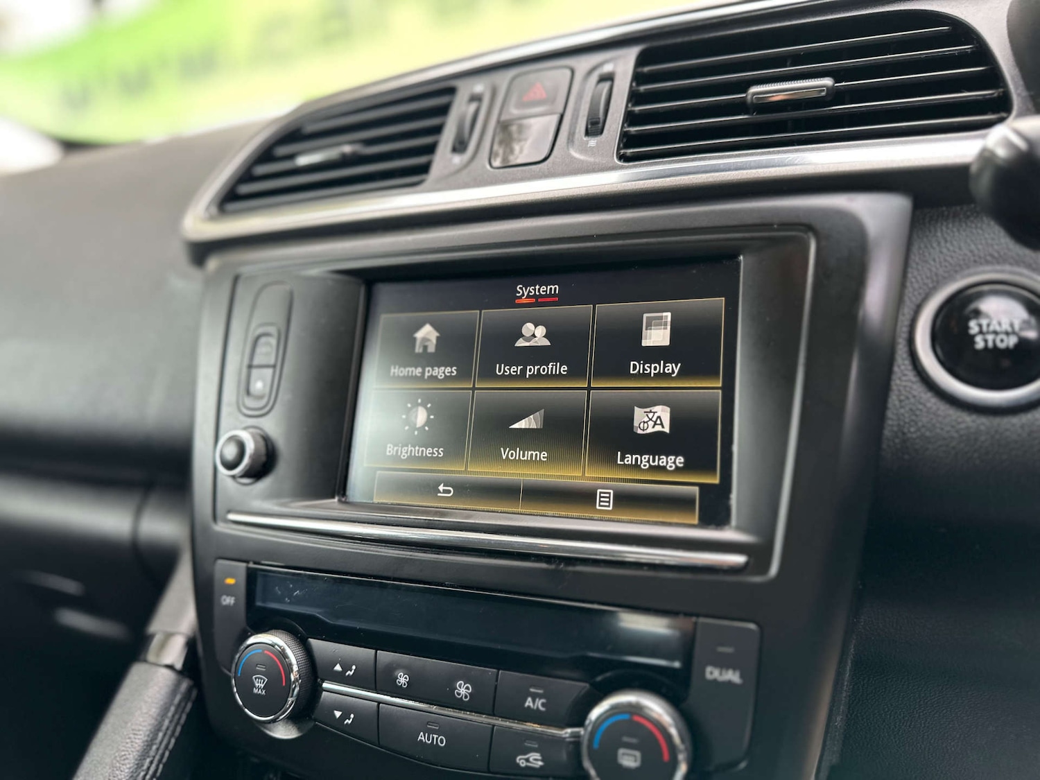 Used Renault Kadjar 2017 for sale - 76509359: Photo 29