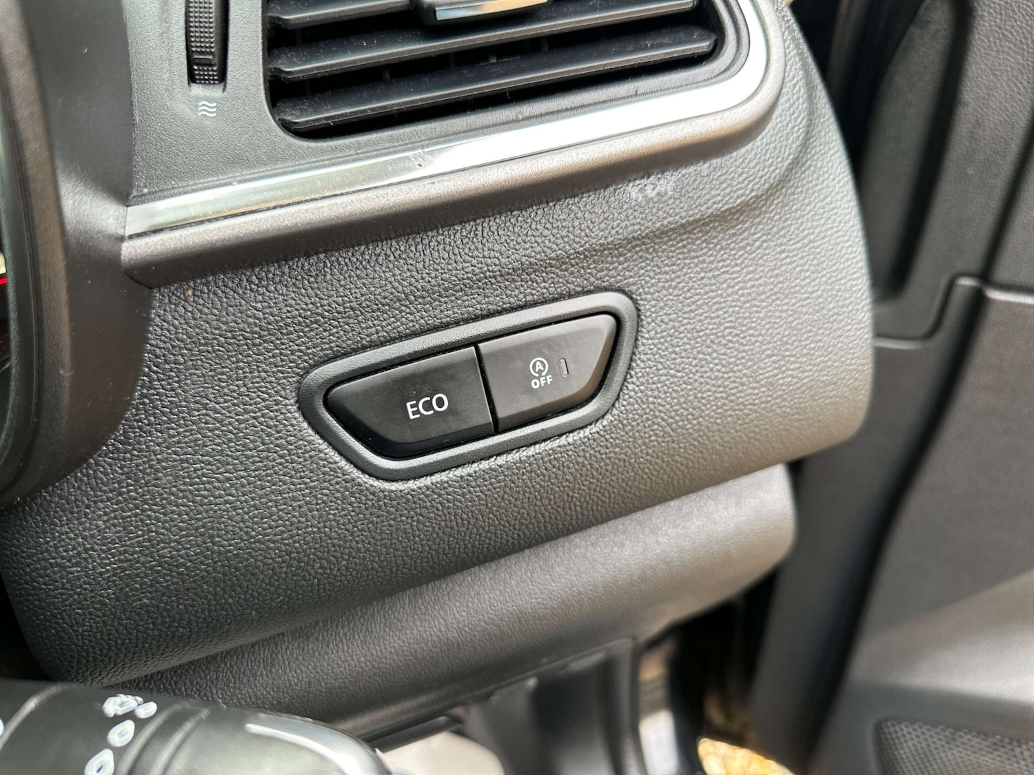 Used Renault Kadjar 2017 for sale - 76509359: Photo 38