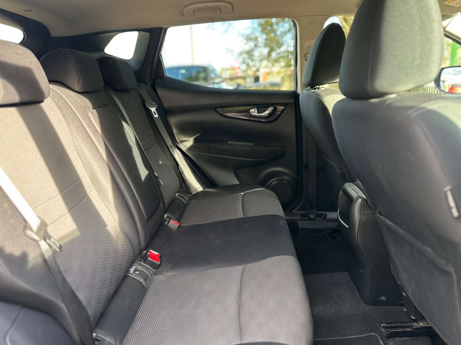 Used Nissan Qashqai 2015 for sale - 76382753: Photo 13