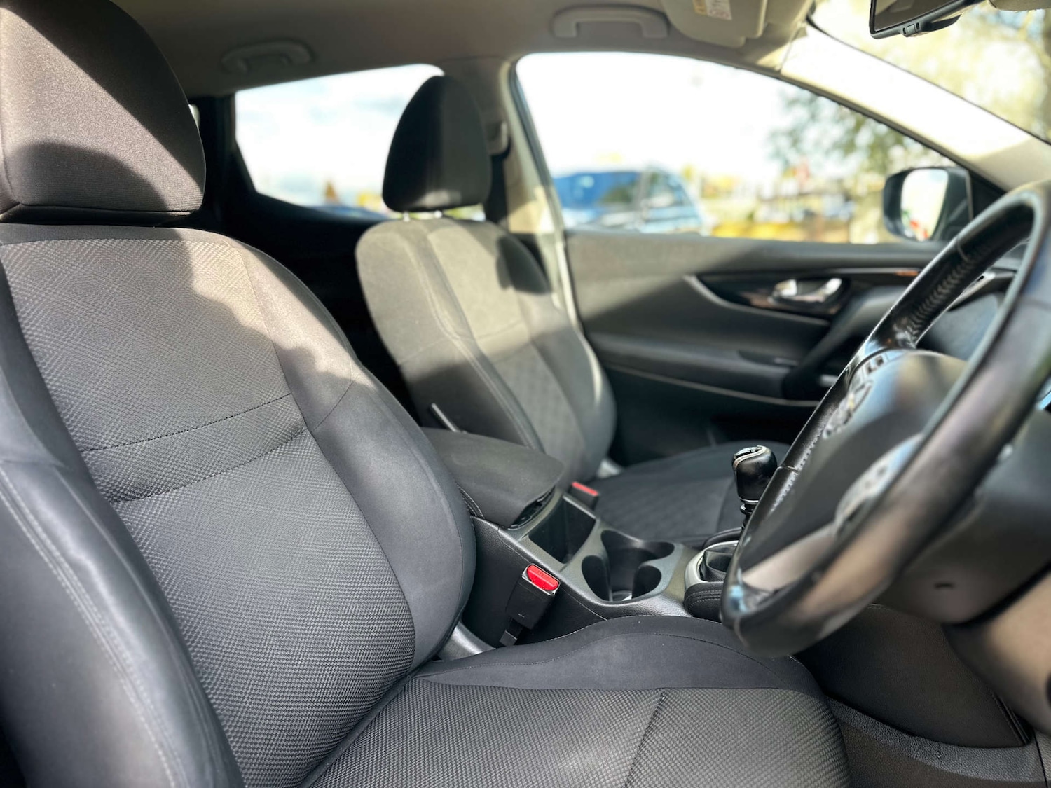 Used Nissan Qashqai 2015 for sale - 76382753: Photo 14