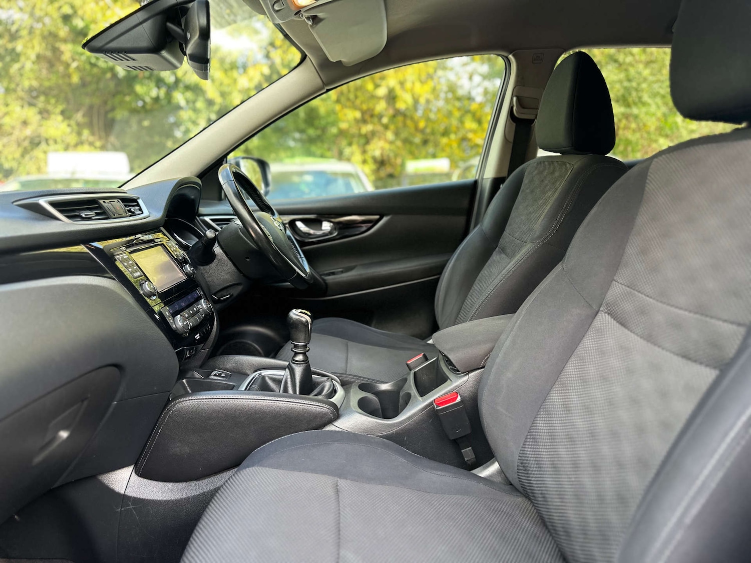 Used Nissan Qashqai 2015 for sale - 76382753: Photo 15