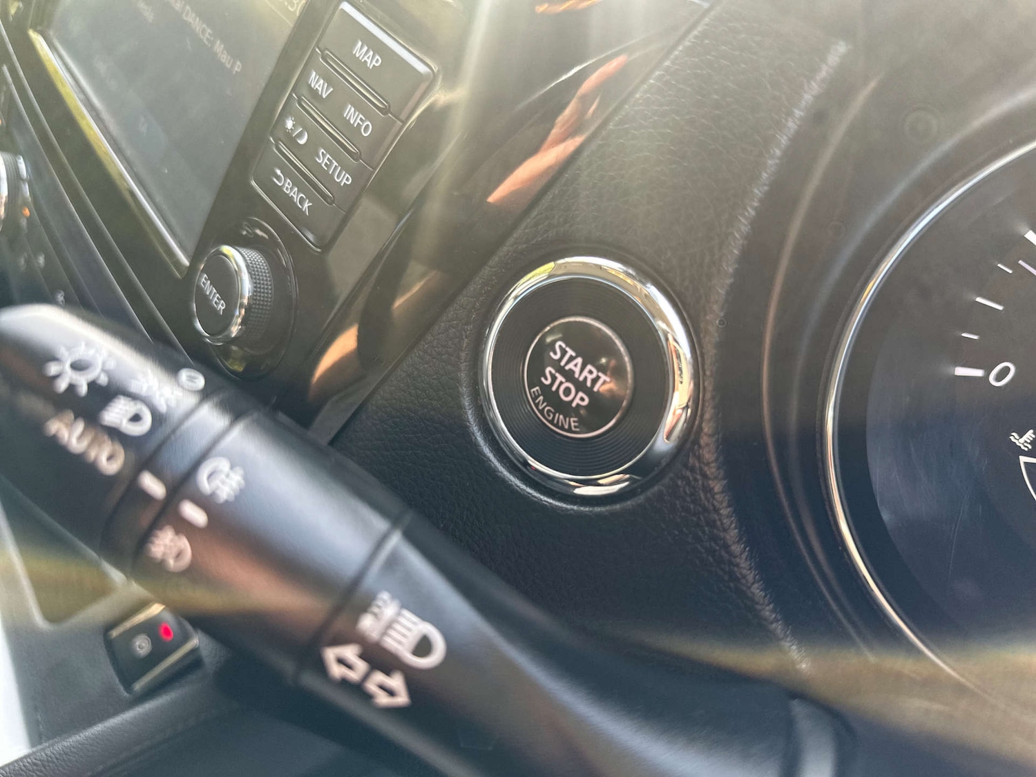 Used Nissan Qashqai 2015 for sale - 76382753: Photo 30