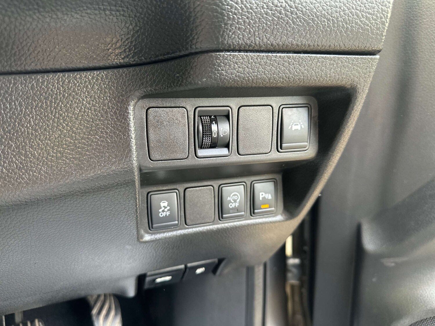 Used Nissan Qashqai 2015 for sale - 76382753: Photo 33