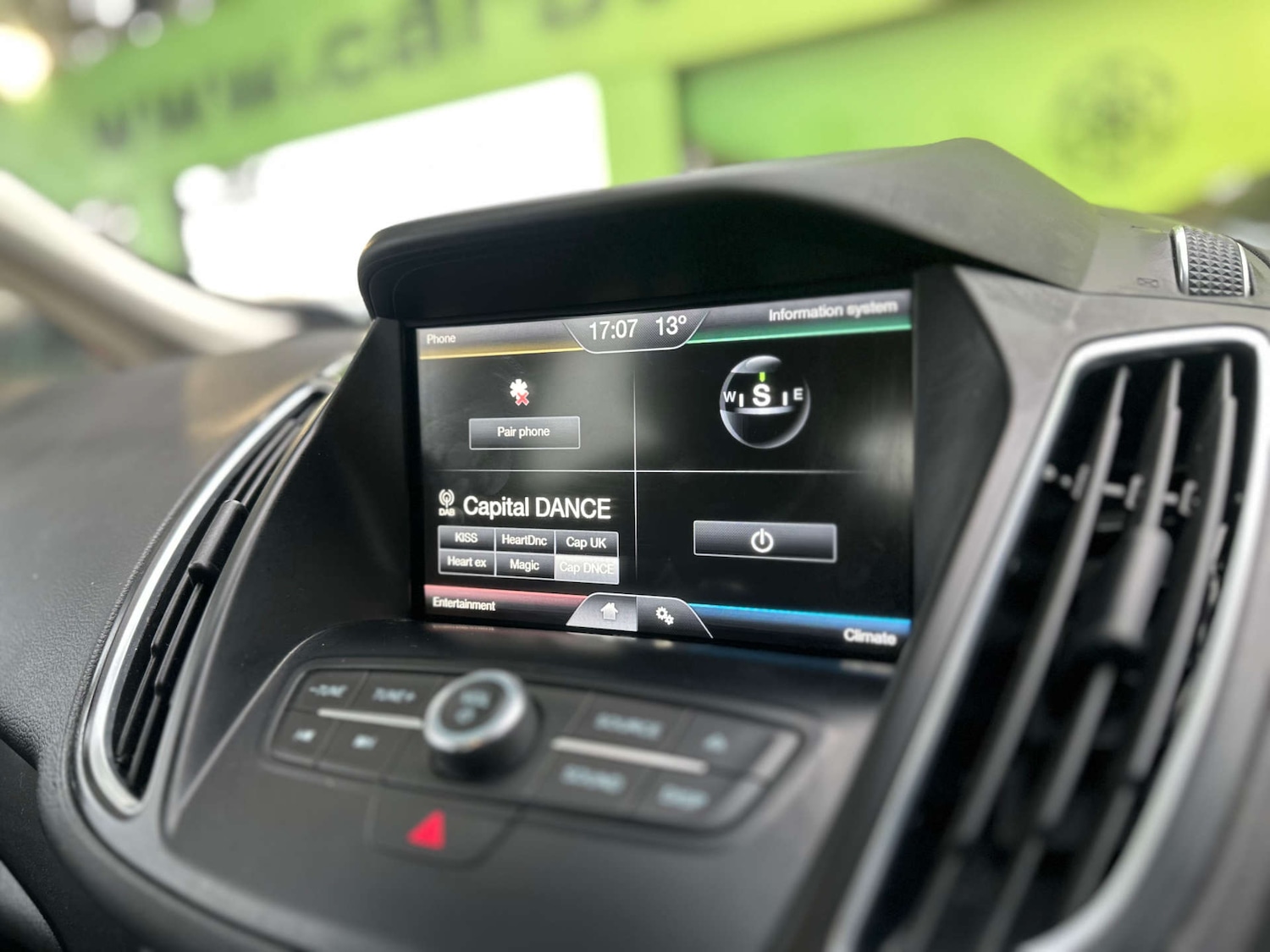 Used Ford C-Max 2015 for sale - 76263539: Photo 18