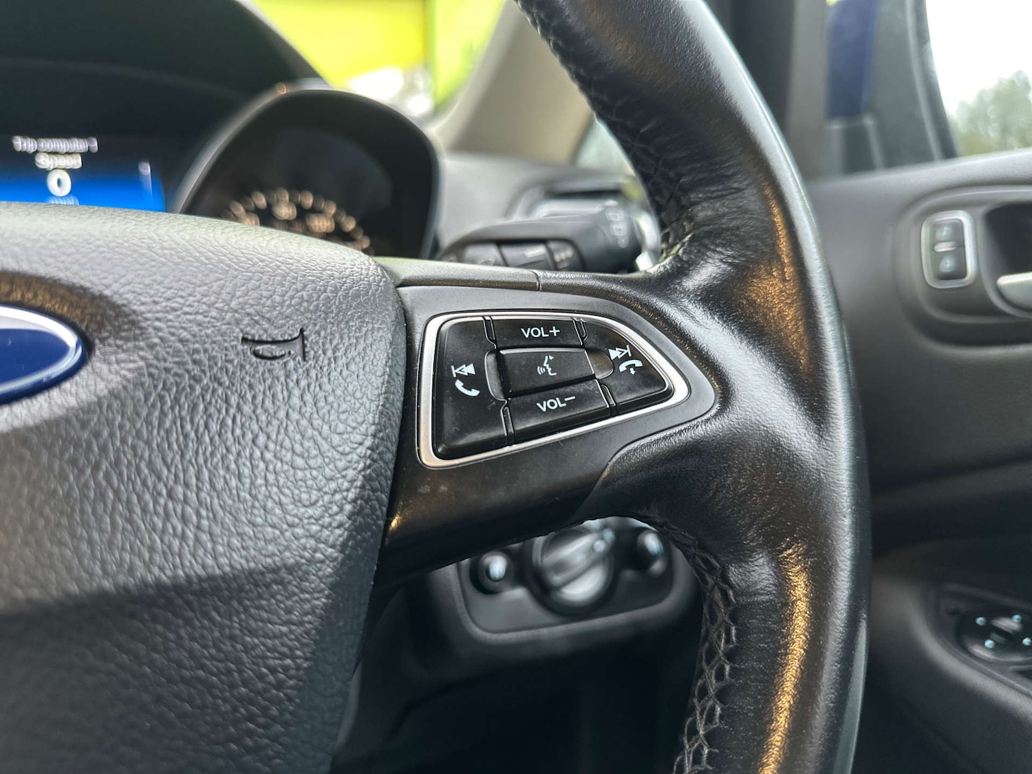 Used Ford C-Max 2015 for sale - 76263539: Photo 26