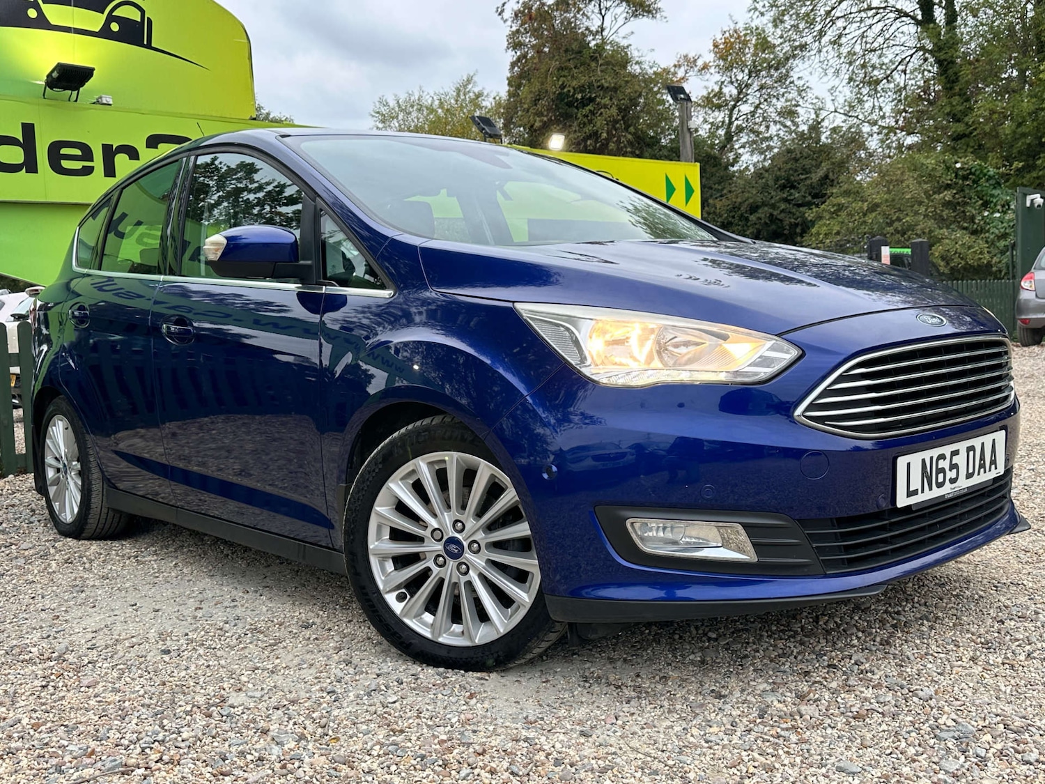 Used Ford C-Max 2015 for sale - 76263539: Photo 4