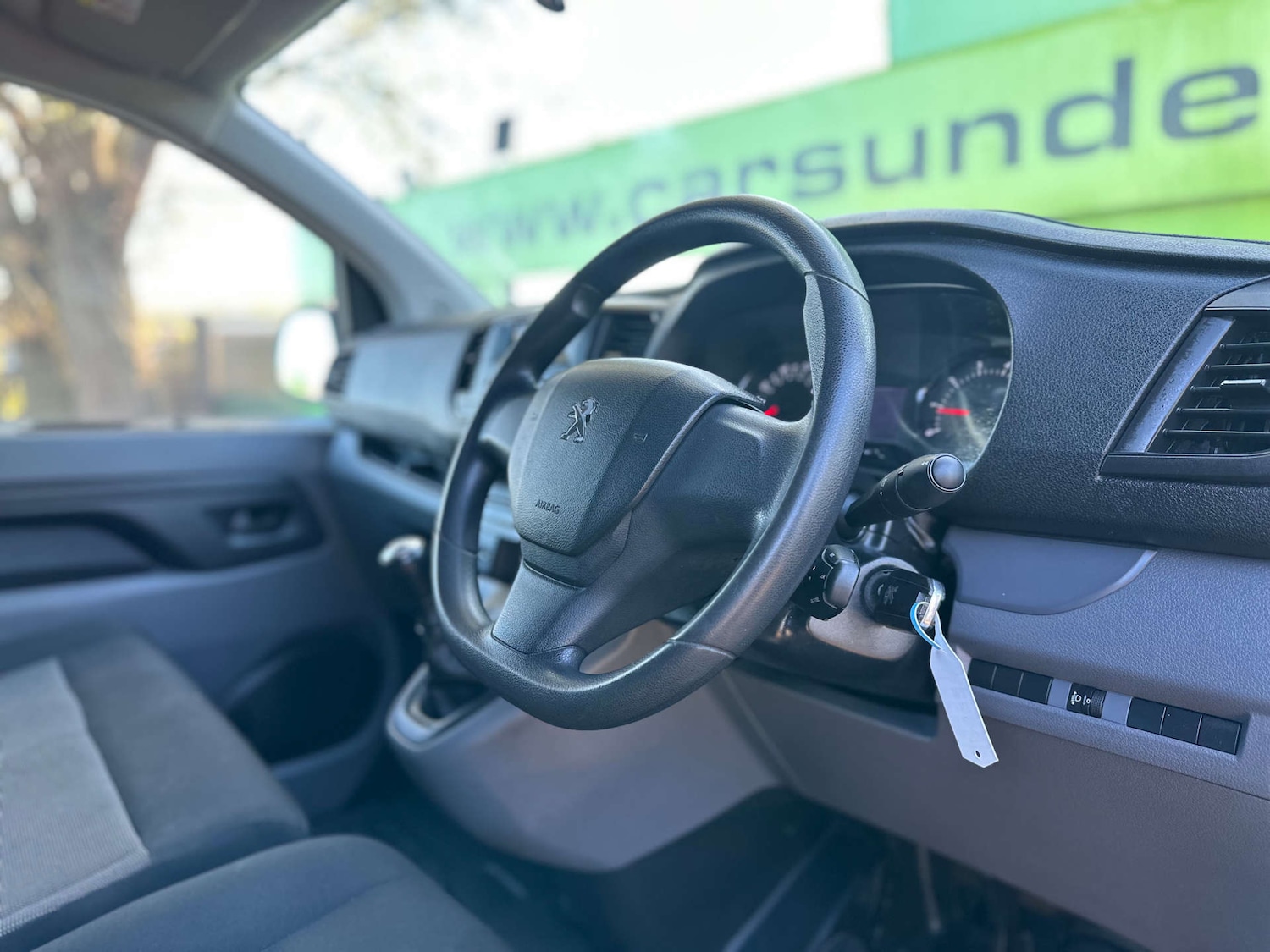 Used Peugeot Expert 2017 for sale - 76757116: Photo 11