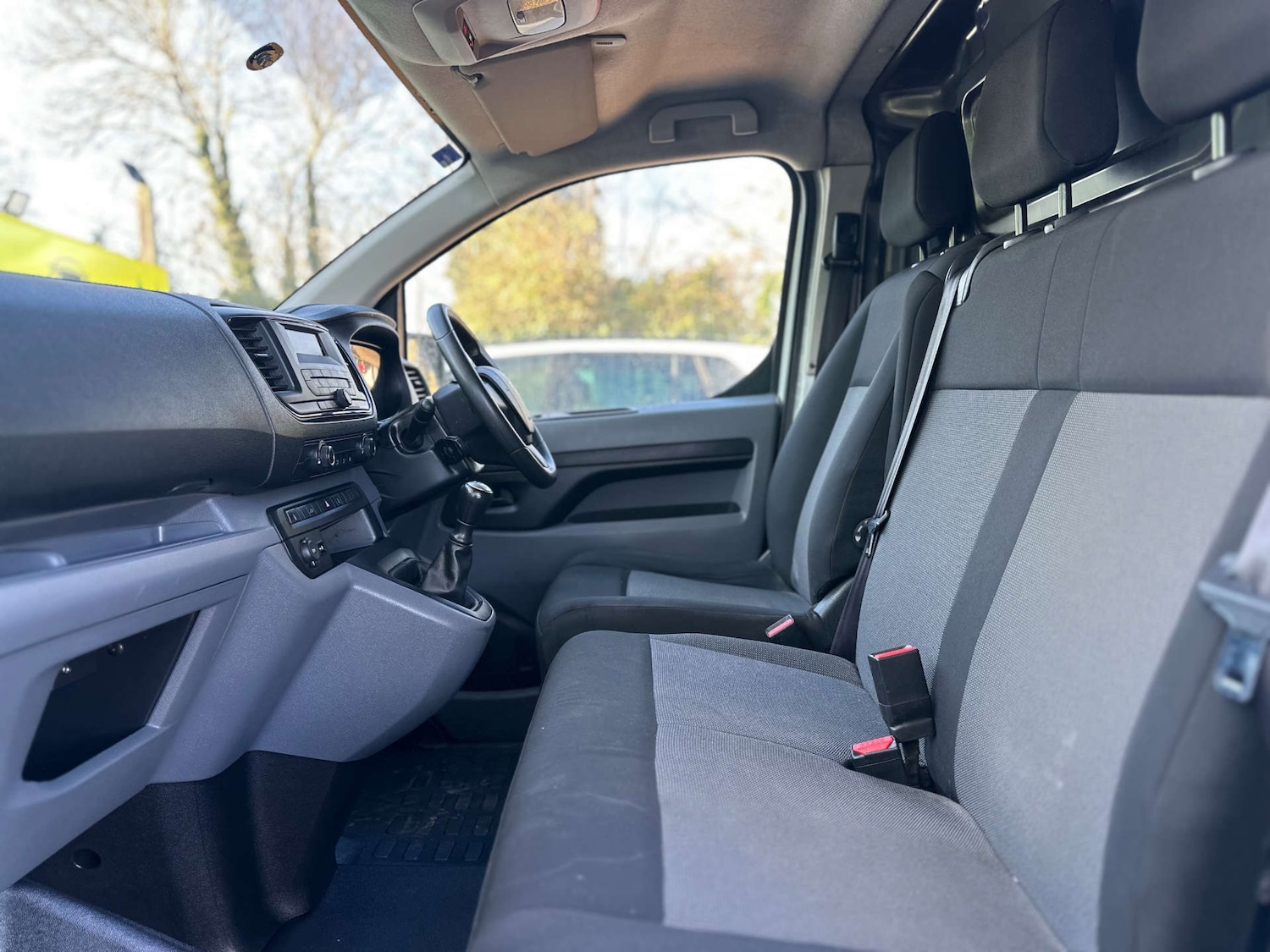 Used Peugeot Expert 2017 for sale - 76757116: Photo 16