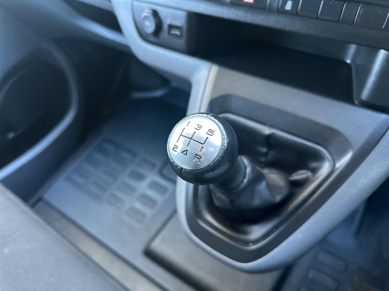 Used Peugeot Expert 2017 for sale - 76757116: Photo 20