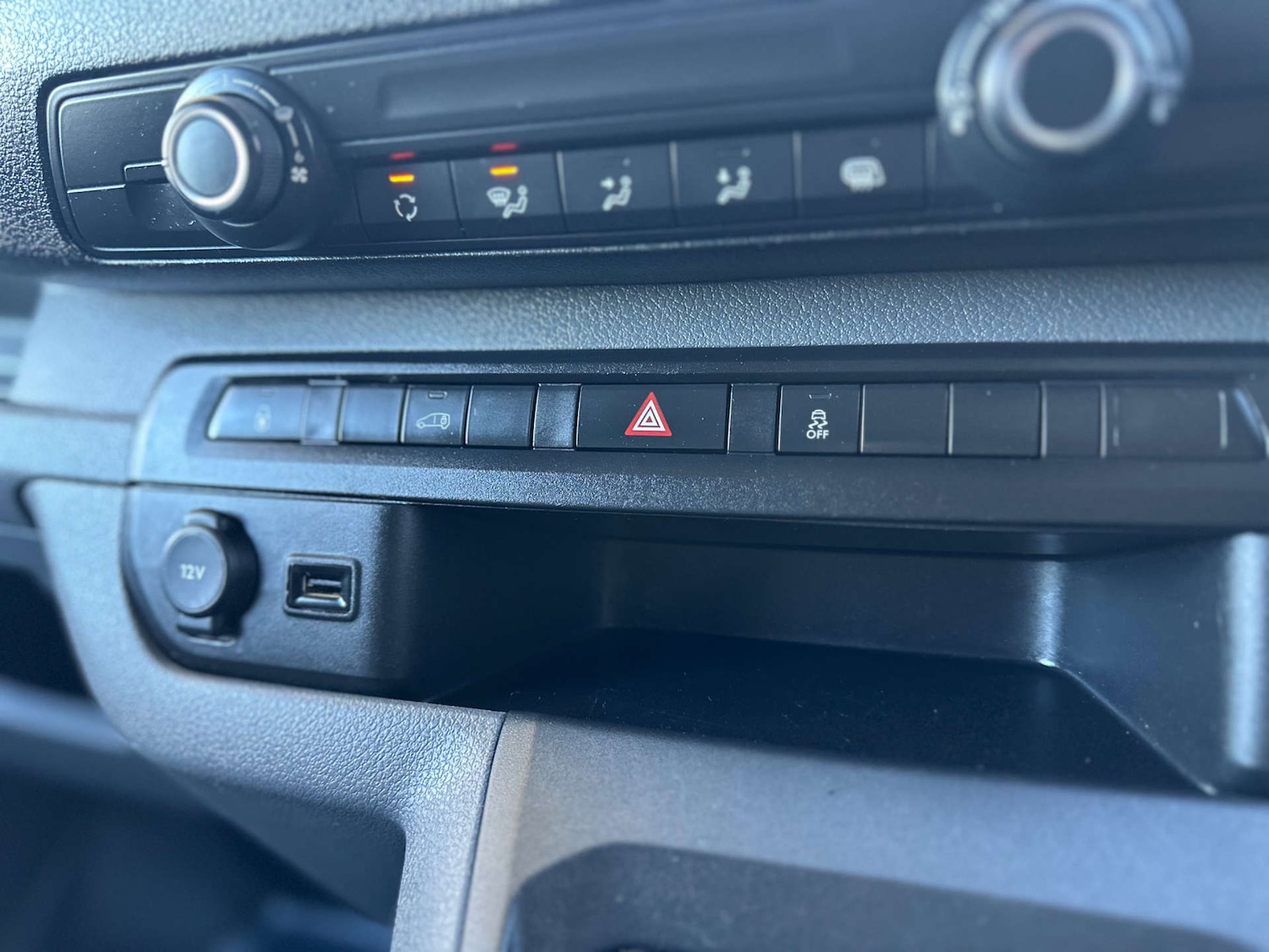 Used Peugeot Expert 2017 for sale - 76757116: Photo 22