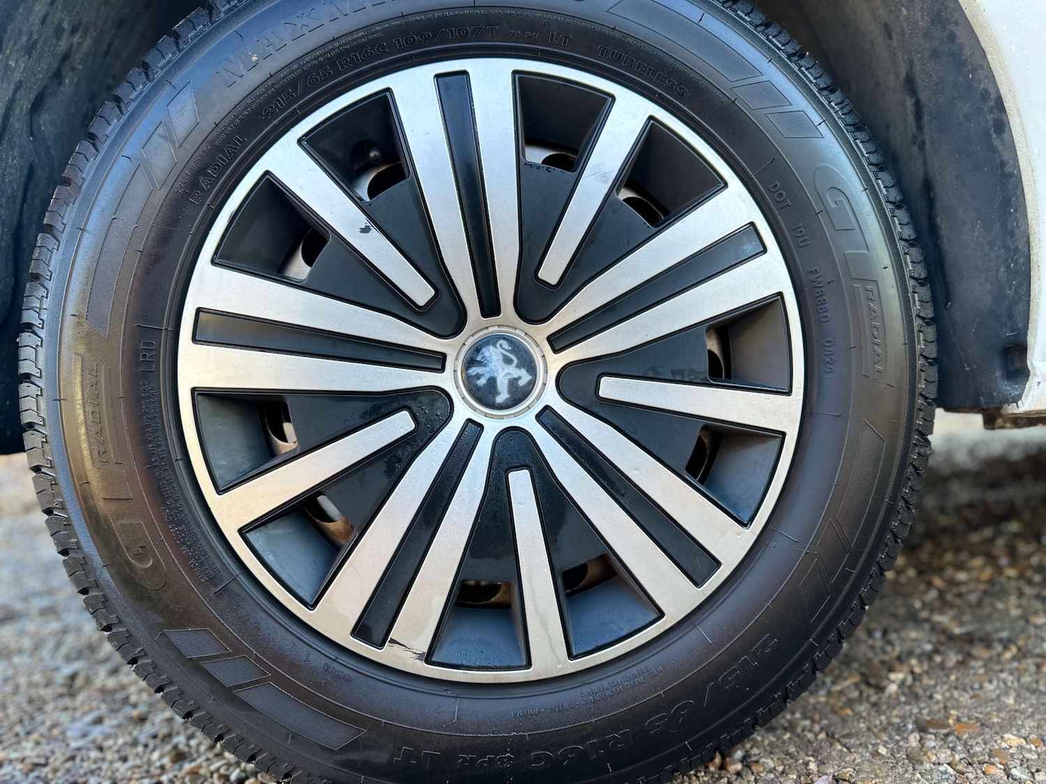 Used Peugeot Expert 2017 for sale - 76757116: Photo 31