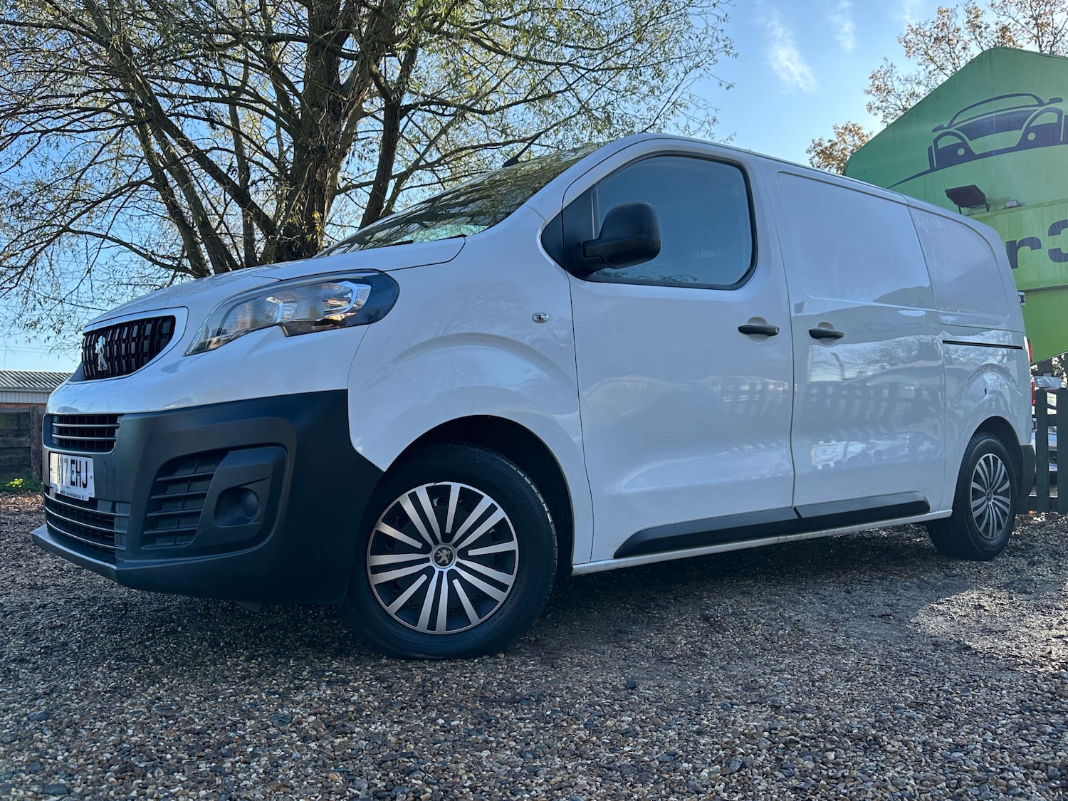 Used Peugeot Expert 2017 for sale - 76757116: Photo 6