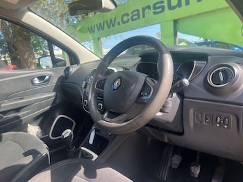 Used Renault Captur 2017 for sale - 77826642: Photo