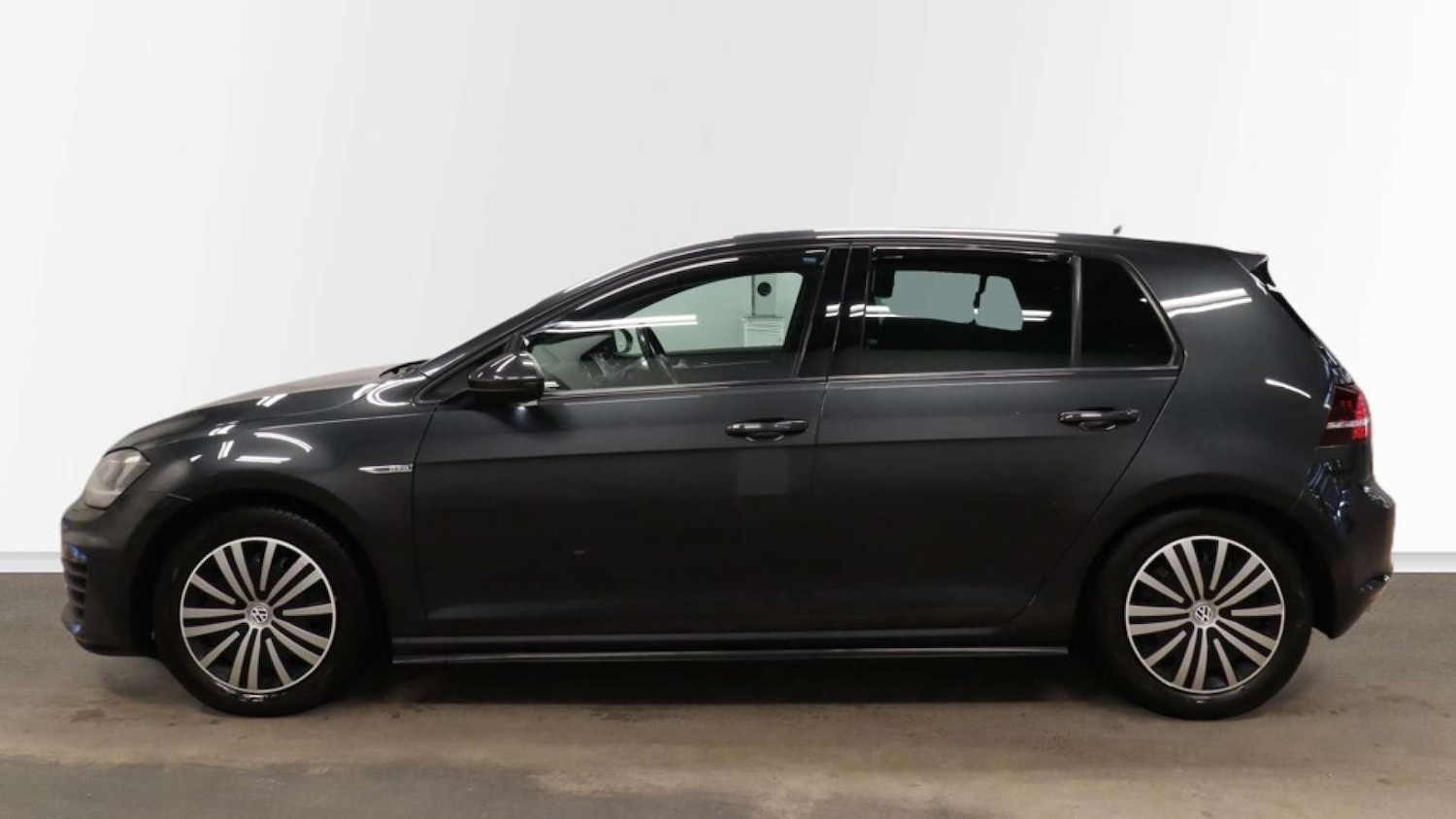 Used Volkswagen Golf 2015 for sale - 77195864: Photo 13