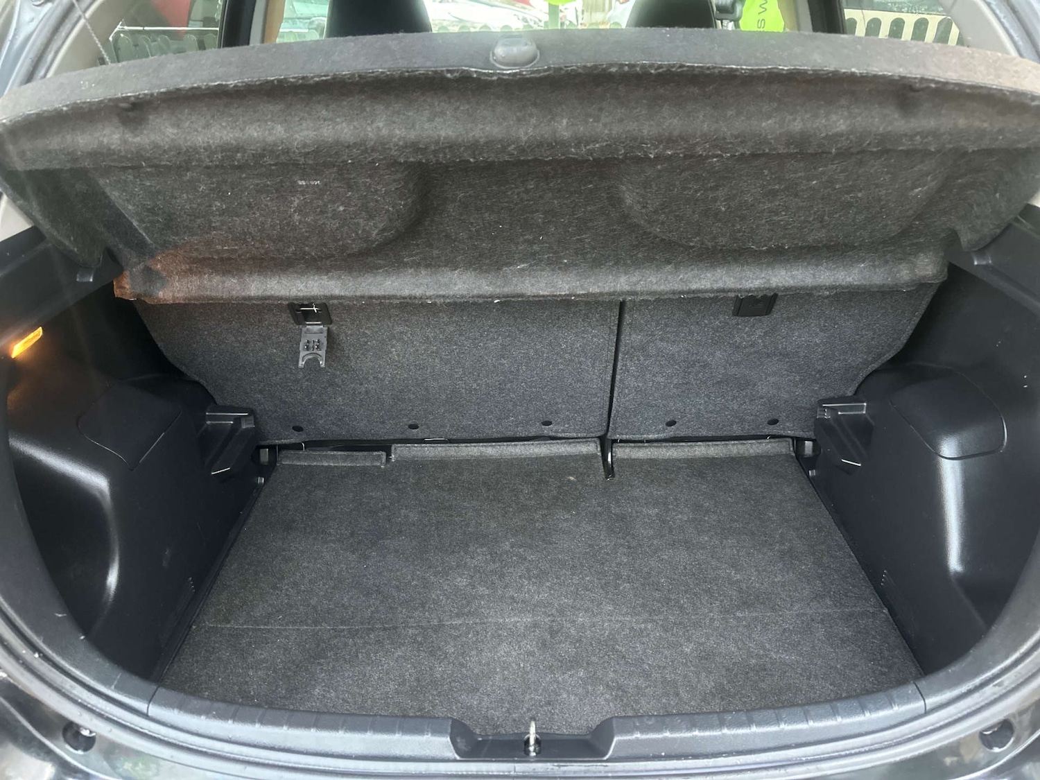 Used Toyota Yaris 2015 for sale - 76628242: Photo 15