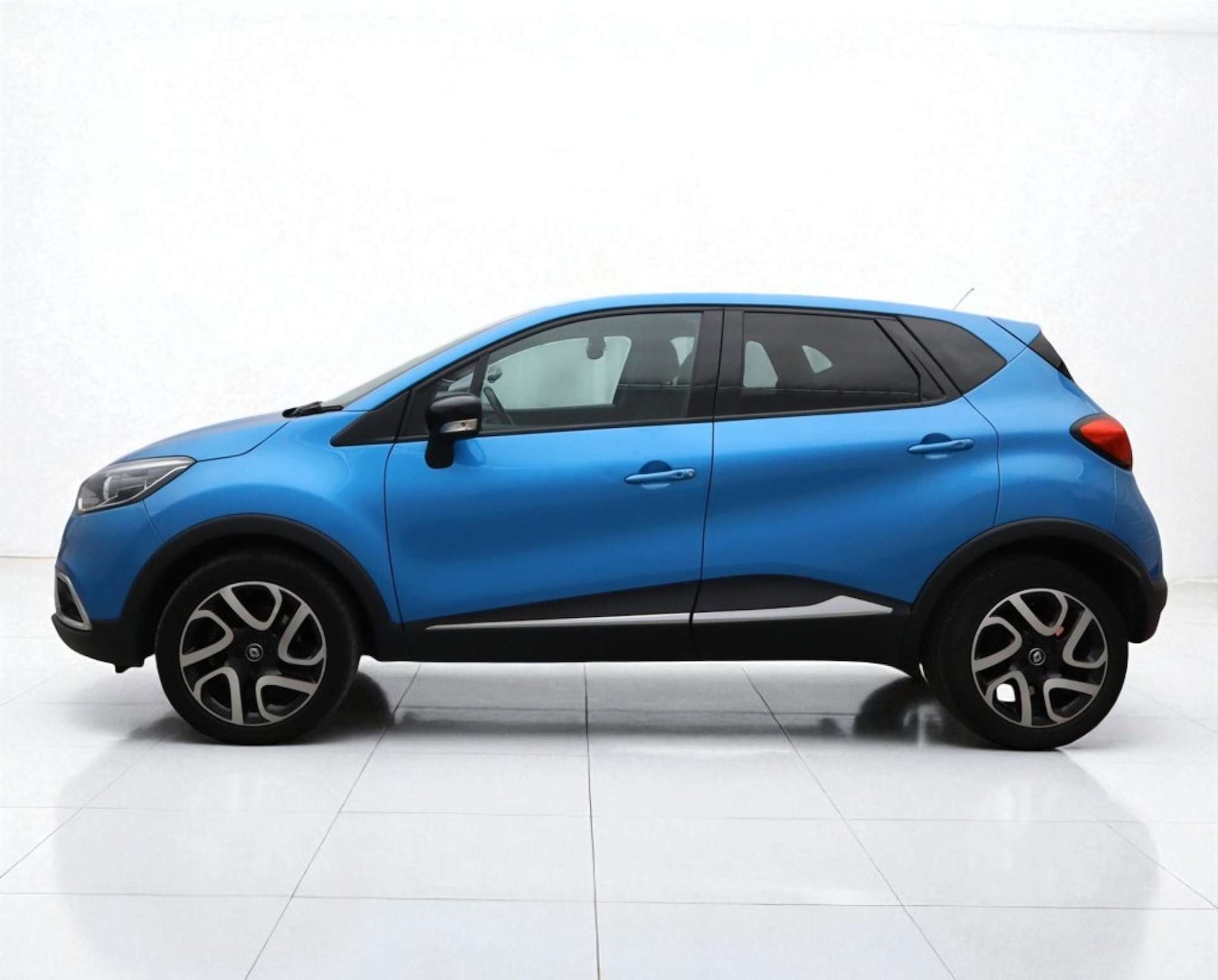 Used Renault Captur 2017 for sale - 76162597: Photo 12