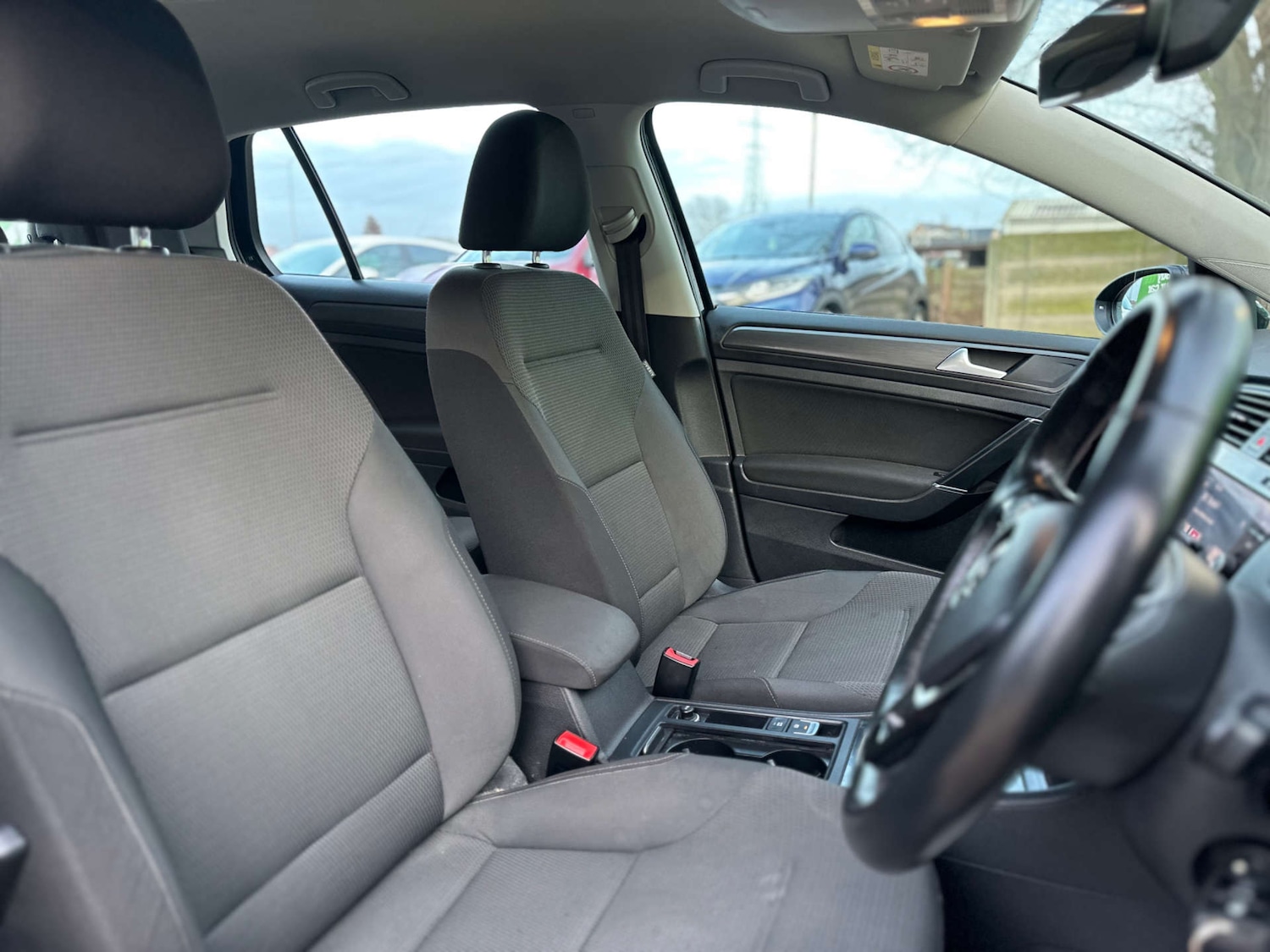 Used Volkswagen Golf 2017 for sale - 77446400: Photo 13