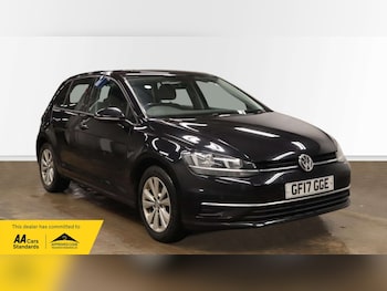 Used Volkswagen Golf 2017 for sale - 77446400: Photo