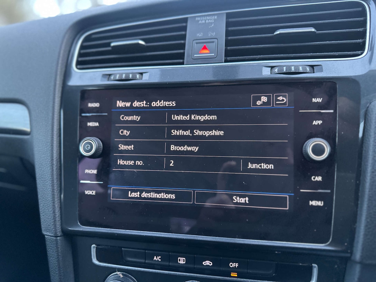 Used Volkswagen Golf 2017 for sale - 77446400: Photo 23