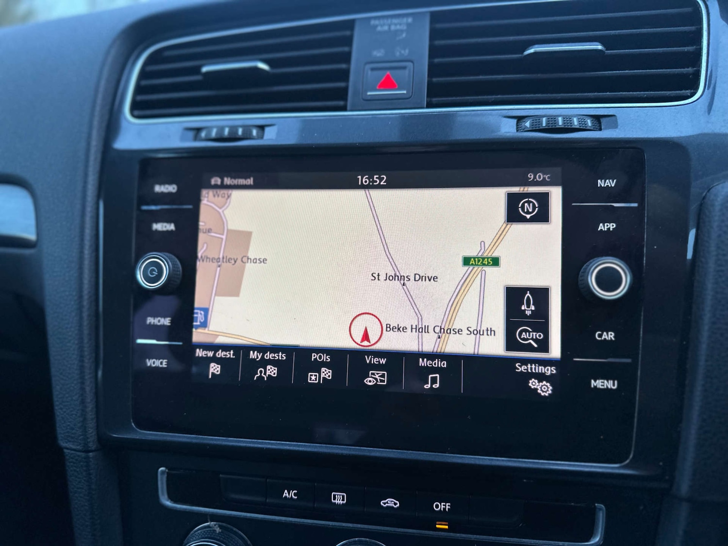 Used Volkswagen Golf 2017 for sale - 77446400: Photo 24