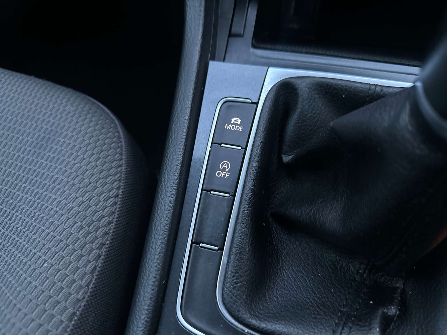 Used Volkswagen Golf 2017 for sale - 77446400: Photo 28