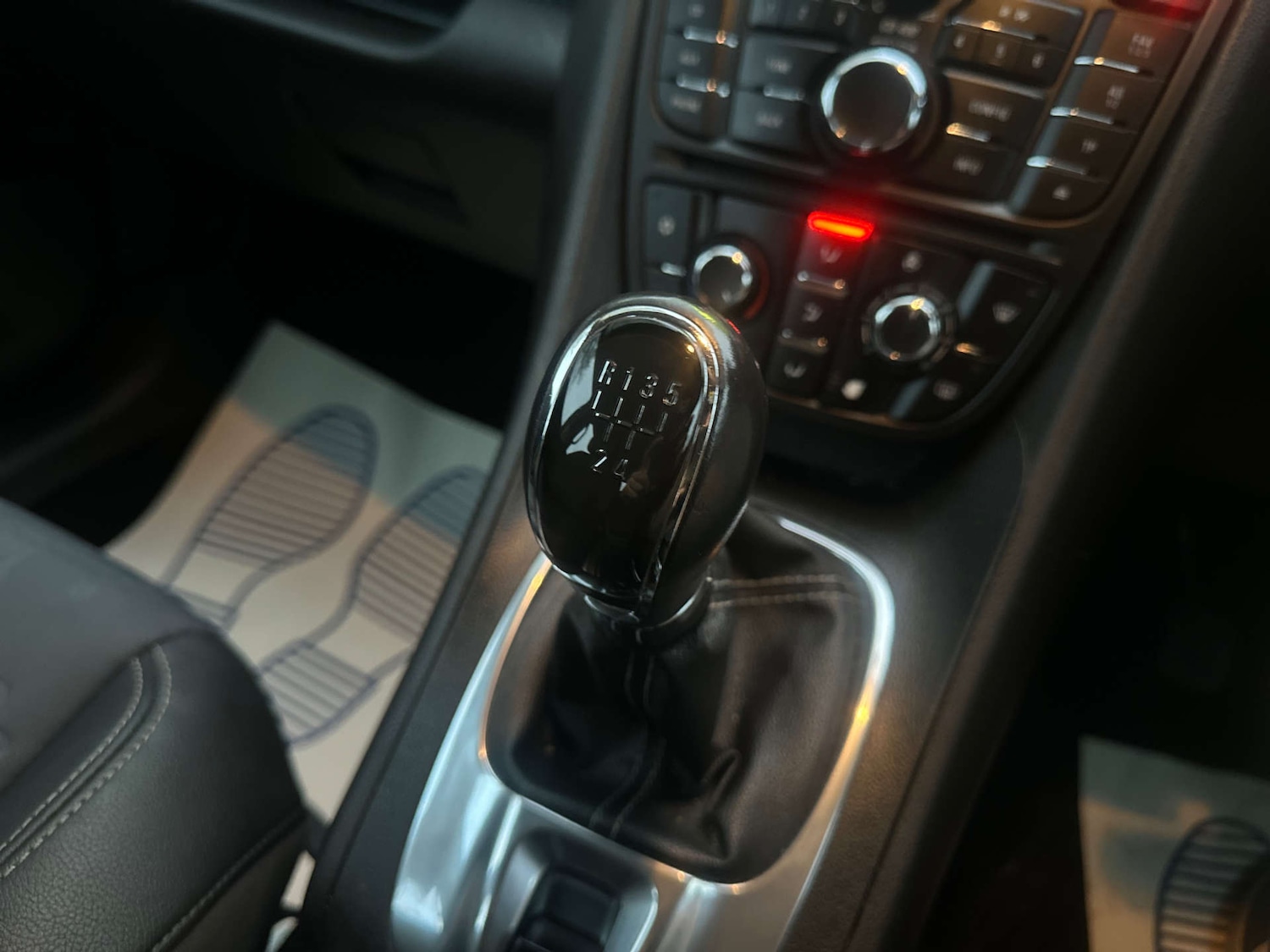 Used Vauxhall Meriva 2014 for sale - 76757123: Photo 21