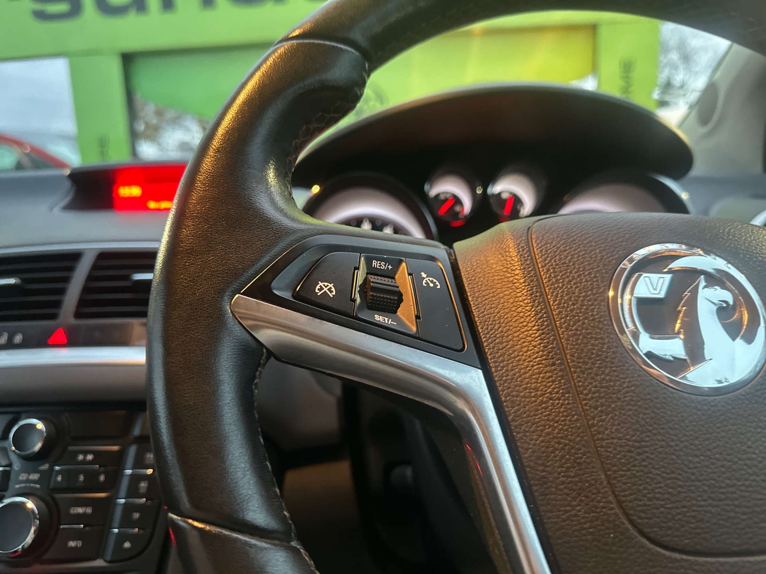 Used Vauxhall Meriva 2014 for sale - 76757123: Photo 25